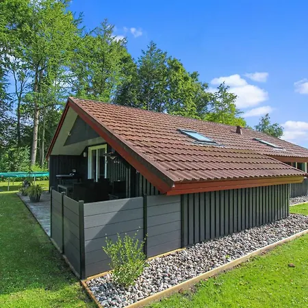 Annaline - 10km From The Sea By Interhome *