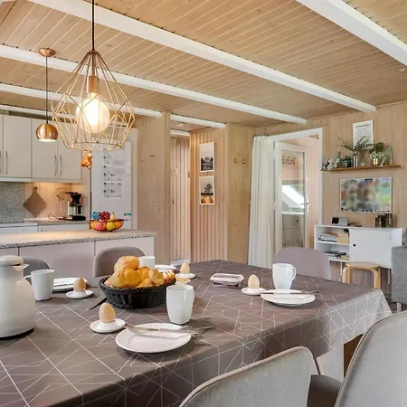 Annaline - 10km From The Sea By Interhome