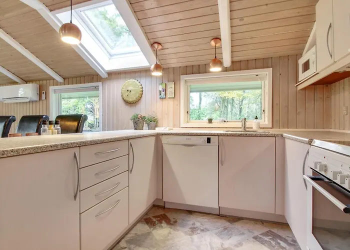 Annaline - 10km From The Sea By Interhome *