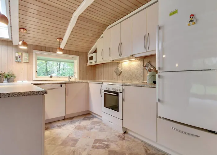 Annaline - 10km From The Sea By Interhome *